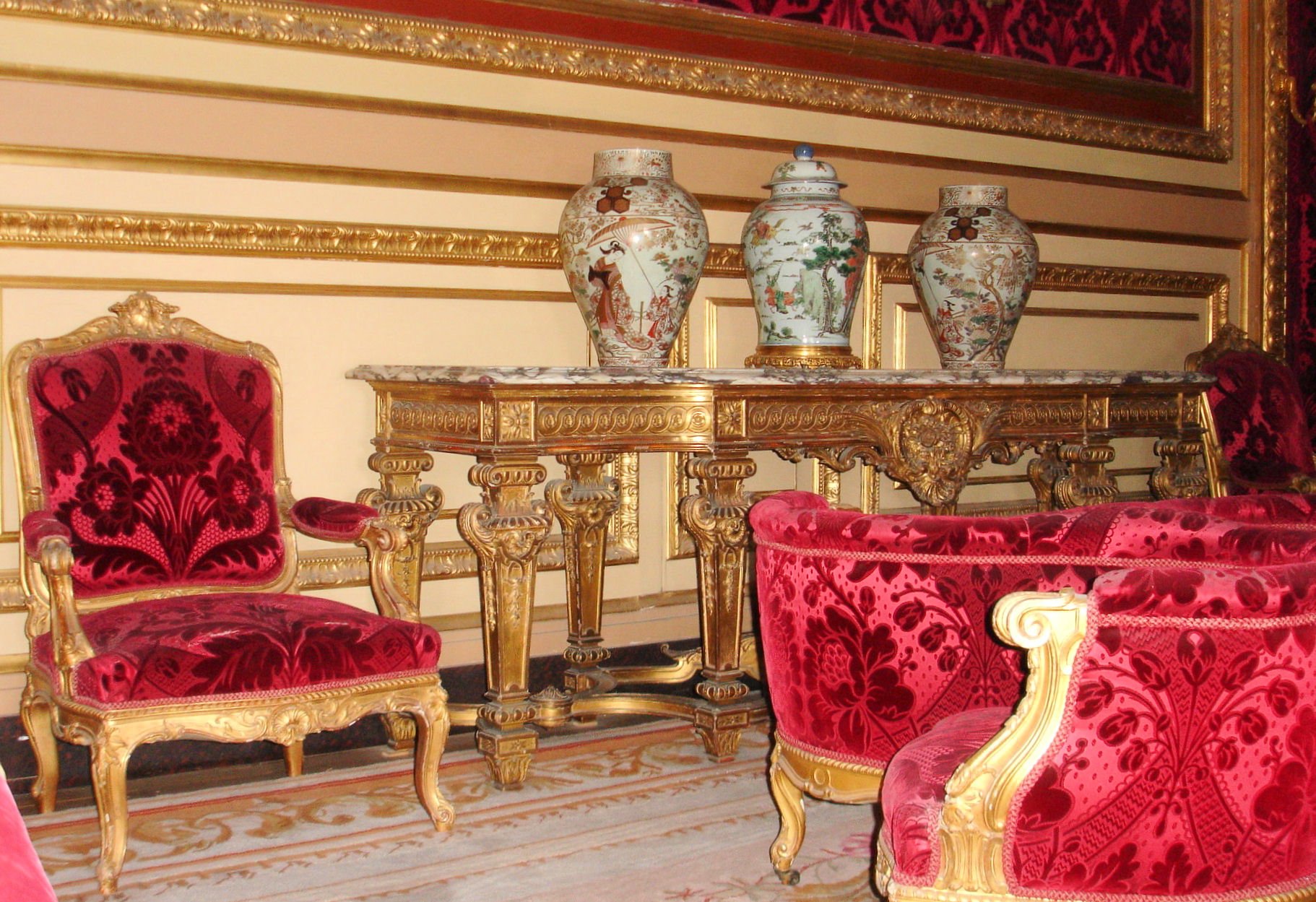 Estimation d'un meuble Napoléon III | Expertise Gratuite en 48h
