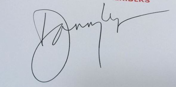 Signature Danny Lyon