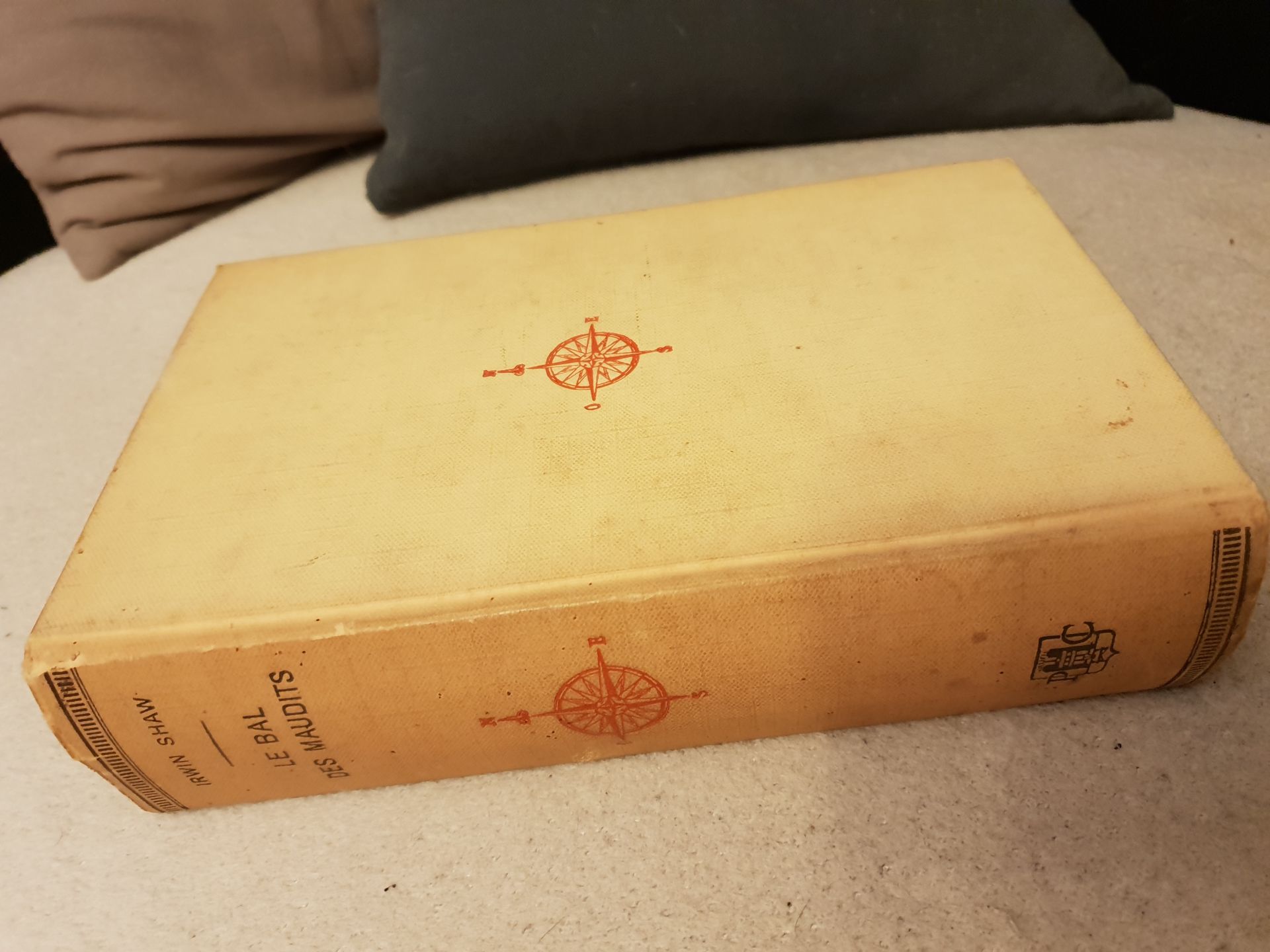 Le bal des maudits | Demandez une estimation