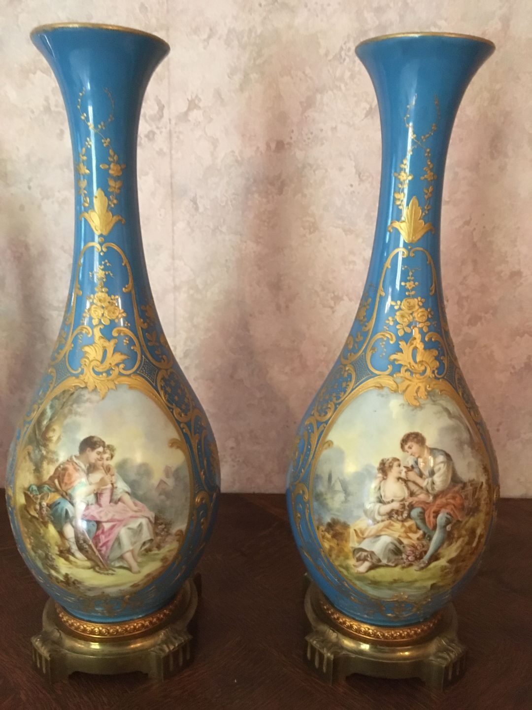 2 vases anciens Demandez une estimation