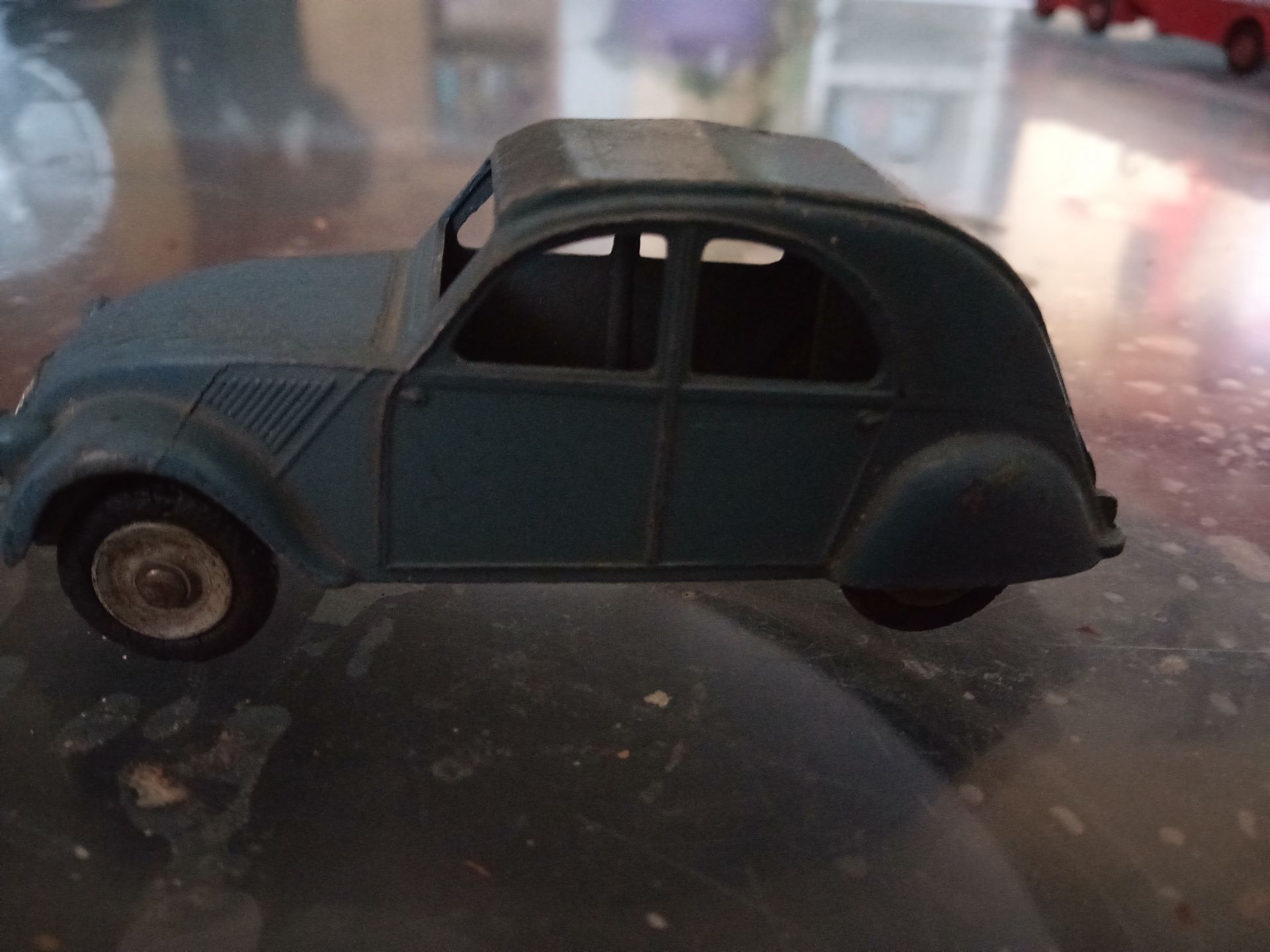 Sold at Auction: LOT de voitures miniatures dont Safari Land Rover Matchbox en boite, Pick u
